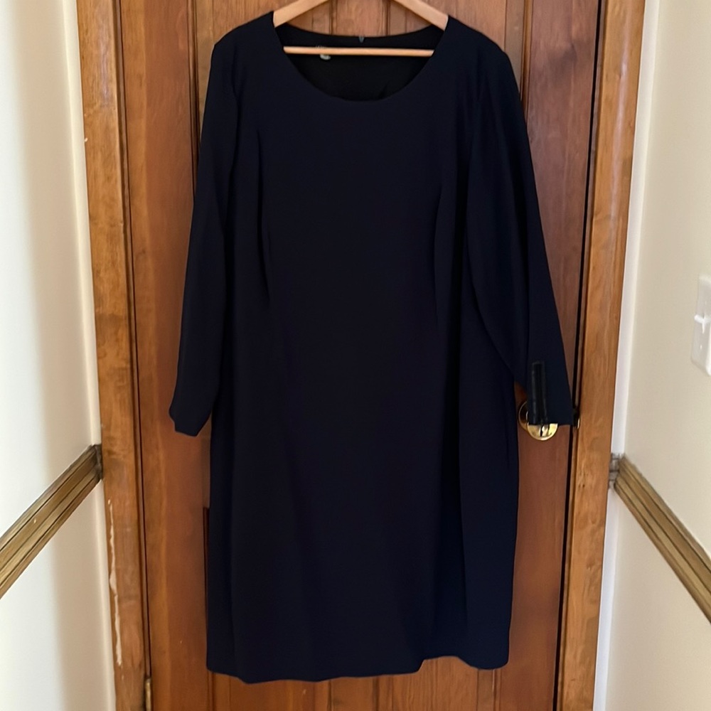 Lafayette 148 blue shift